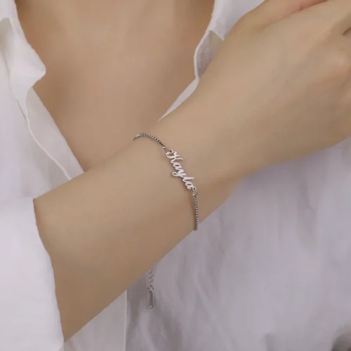 Bracelet avec nom personnalisé pour femmes